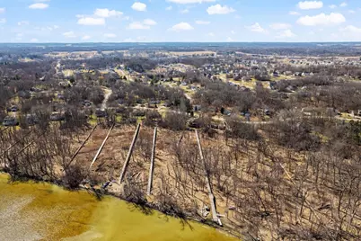 1043 E Lakeside Drive, Edgerton, WI 53534 - Photo 5