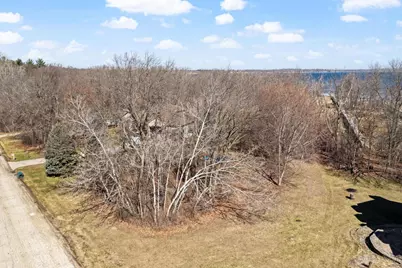 1043 E Lakeside Drive, Edgerton, WI 53534 - Photo 9