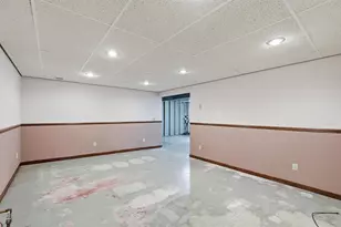 414 Woodview Dr, Sun Prairie, WI 53590 - Photo 39