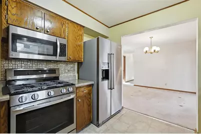 414 Woodview Drive, Sun Prairie, WI 53590 - Photo 17