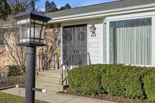 414 Woodview Dr, Sun Prairie, WI 53590 - Photo 7