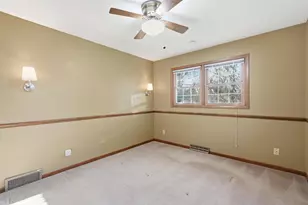 414 Woodview Dr, Sun Prairie, WI 53590 - Photo 31