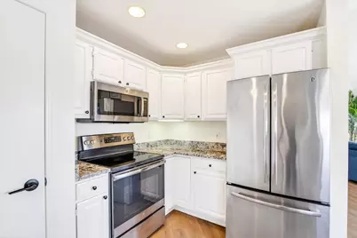 3272 Stonecreek Drive, Madison, WI 53719 - Photo 15