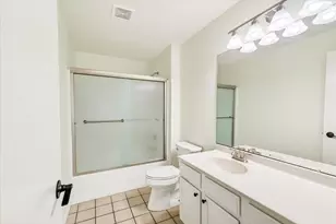 3272 Stonecreek Dr, Madison, WI 53719 - Photo 25