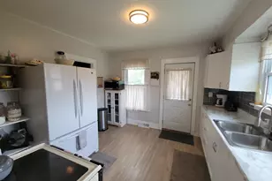 1018 Elm St, Wisconsin Dells, WI 53965 - Photo 9