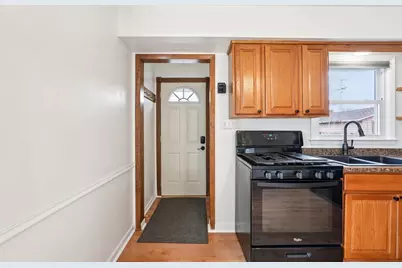 3439 S 80th Street, Milwaukee, WI 53219 - Photo 11