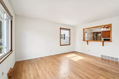 3439 S 80th Street, Milwaukee, WI 53219 - Photo 7