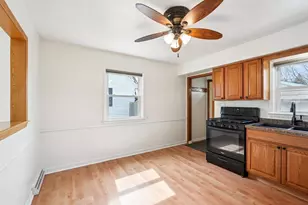 3439 S 80th St, Milwaukee, WI 53219 - Photo 9