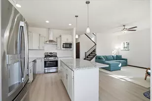 43 Windflower Wy, Mount Horeb, WI 53572 - Photo 13