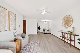 2564 Branch St, Middleton, WI 53562 - Photo 9