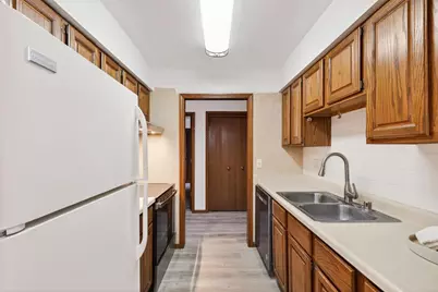 2564 Branch Street #12, Middleton, WI 53562 - Photo 15