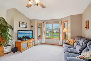 316 Burl Oak Dr, DeForest, WI 53532 - Photo 7
