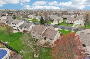 316 Burl Oak Dr, DeForest, WI 53532 - Photo 37