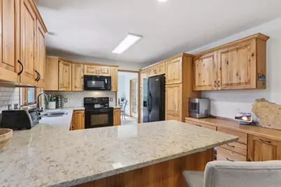 2524 Targhee Street, Fitchburg, WI 53711 - Photo 5