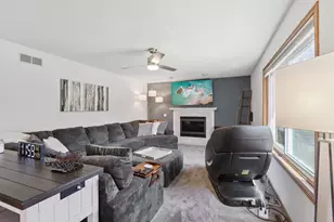 2524 Targhee St, Fitchburg, WI 53711 - Photo 3