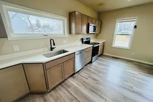 1404 22nd Ave, Monroe, WI 53566 - Photo 7