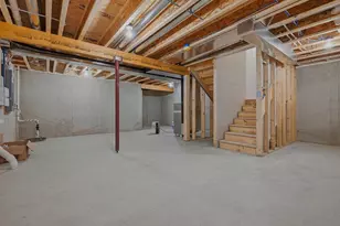 2106 S High Point Rd, Madison, WI 53719 - Photo 15