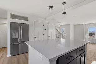 2106 S High Point Rd, Madison, WI 53719 - Photo 7