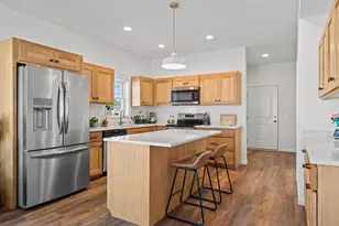 602 Eisenhower St, Baraboo, WI 53913 - Photo 9