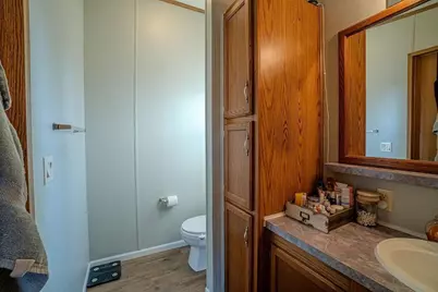 818 E State Street, Mauston, WI 53948 - Photo 17