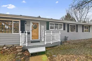 1005 Tompkins Dr, Madison, WI 53716 - Photo 3