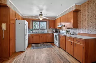 1005 Tompkins Dr, Madison, WI 53716 - Photo 13