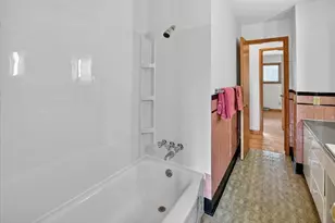 1005 Tompkins Dr, Madison, WI 53716 - Photo 43