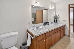 1005 Tompkins Dr, Madison, WI 53716 - Photo 41