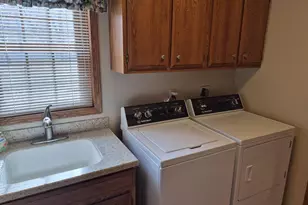 2839 Cambridge Ct, Janesville, WI 53548 - Photo 25