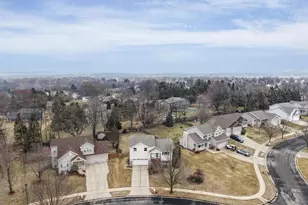 3266 Box Hill Rd, Sun Prairie, WI 53590 - Photo 37