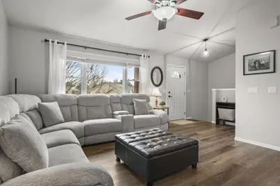 3266 Box Hill Road, Sun Prairie, WI 53590 - Photo 3