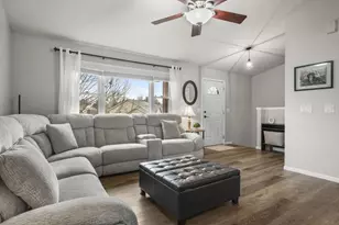 3266 Box Hill Rd, Sun Prairie, WI 53590 - Photo 3