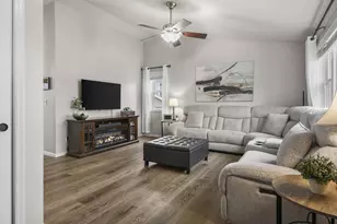 3266 Box Hill Rd, Sun Prairie, WI 53590 - Photo 5