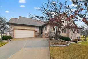 2999 Woods Edge Way, Fitchburg, WI 53711 - Photo 47