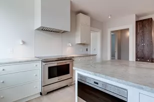 4029 Serenbe St, Middleton, WI 53562 - Photo 15