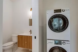 4043 Serenbe St, Middleton, WI 53562 - Photo 43