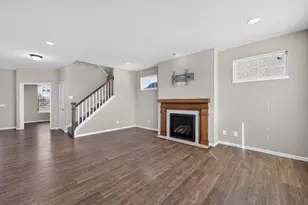 451 Sugar Maple Ln, Verona, WI 53593 - Photo 5