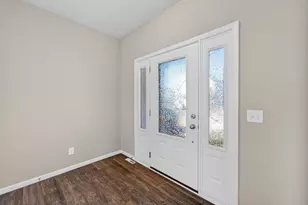 451 Sugar Maple Ln, Verona, WI 53593 - Photo 3