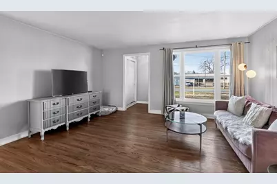 1429 Macarthur Road, Madison, WI 53714 - Photo 11