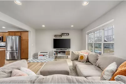 6010 Stoney Oak Lane, Madison, WI 53718 - Photo 5