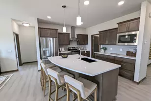 505 Spindrift St, Mount Horeb, WI 53572 - Photo 7
