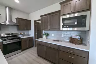 505 Spindrift St, Mount Horeb, WI 53572 - Photo 9