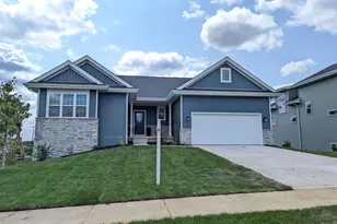 505 Spindrift St, Mount Horeb, WI 53572 - Photo 1