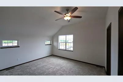 4303 Goldeneye Gateway Drive, Middleton, WI 53562 - Photo 9