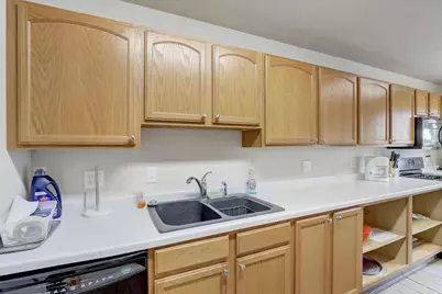 L75 Pond View Court, Janesville, WI 53548 - Photo 41