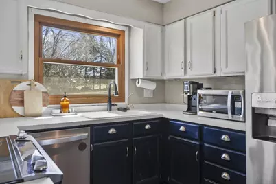 6788 Prairie View Drive, Sun Prairie, WI 53590 - Photo 13