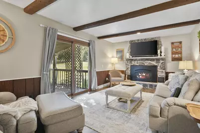 6788 Prairie View Drive, Sun Prairie, WI 53590 - Photo 3