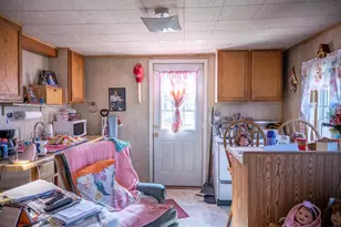 702 Academy St, Elroy, WI 53929 - Photo 11