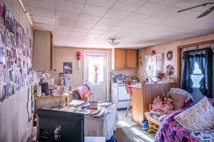 702 Academy St, Elroy, WI 53929 - Photo 5