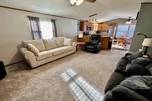 1513 Indigo Dr, Oshkosh, WI 54902 - Photo 17